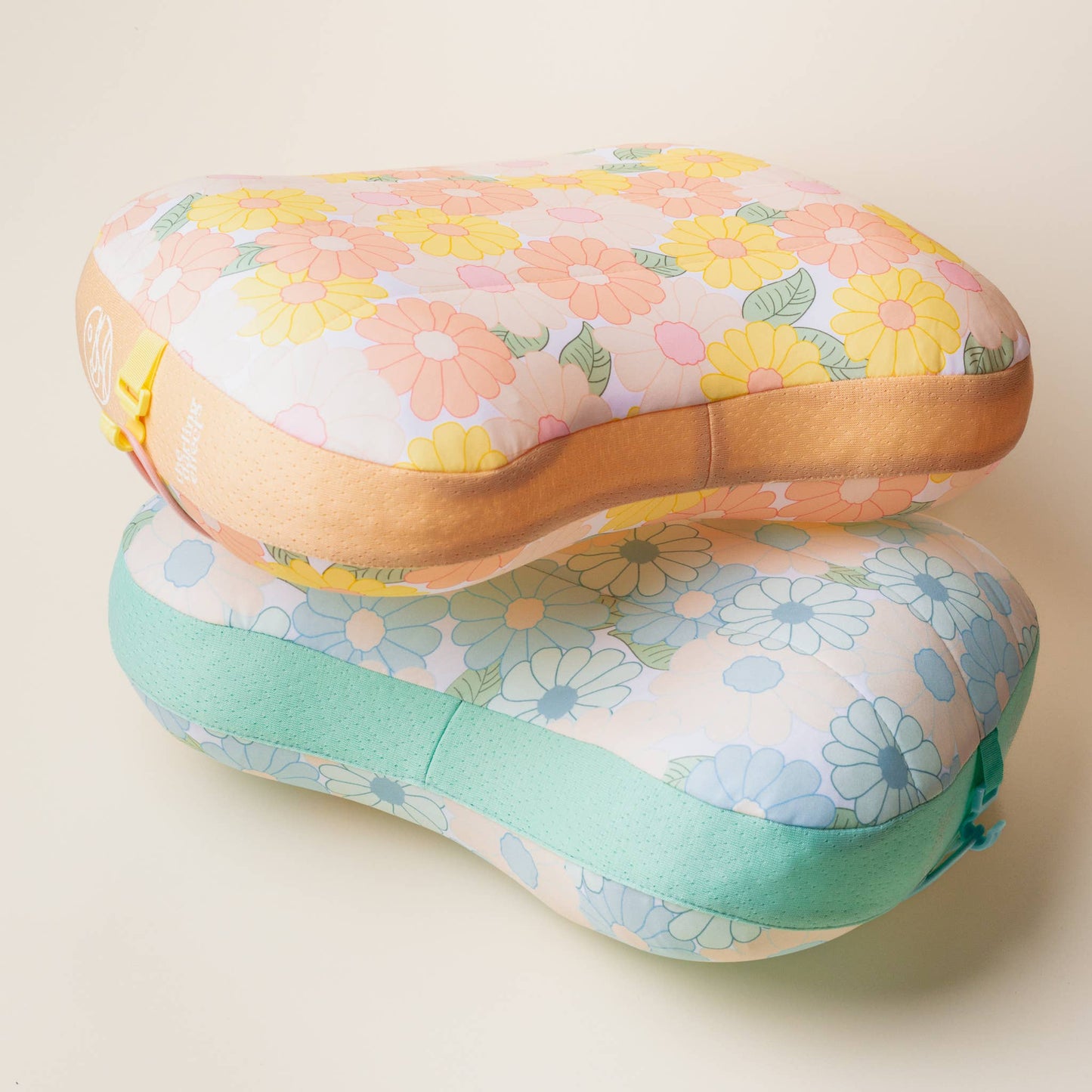 Ballast Beach Pillow | Daisy Craze Peach