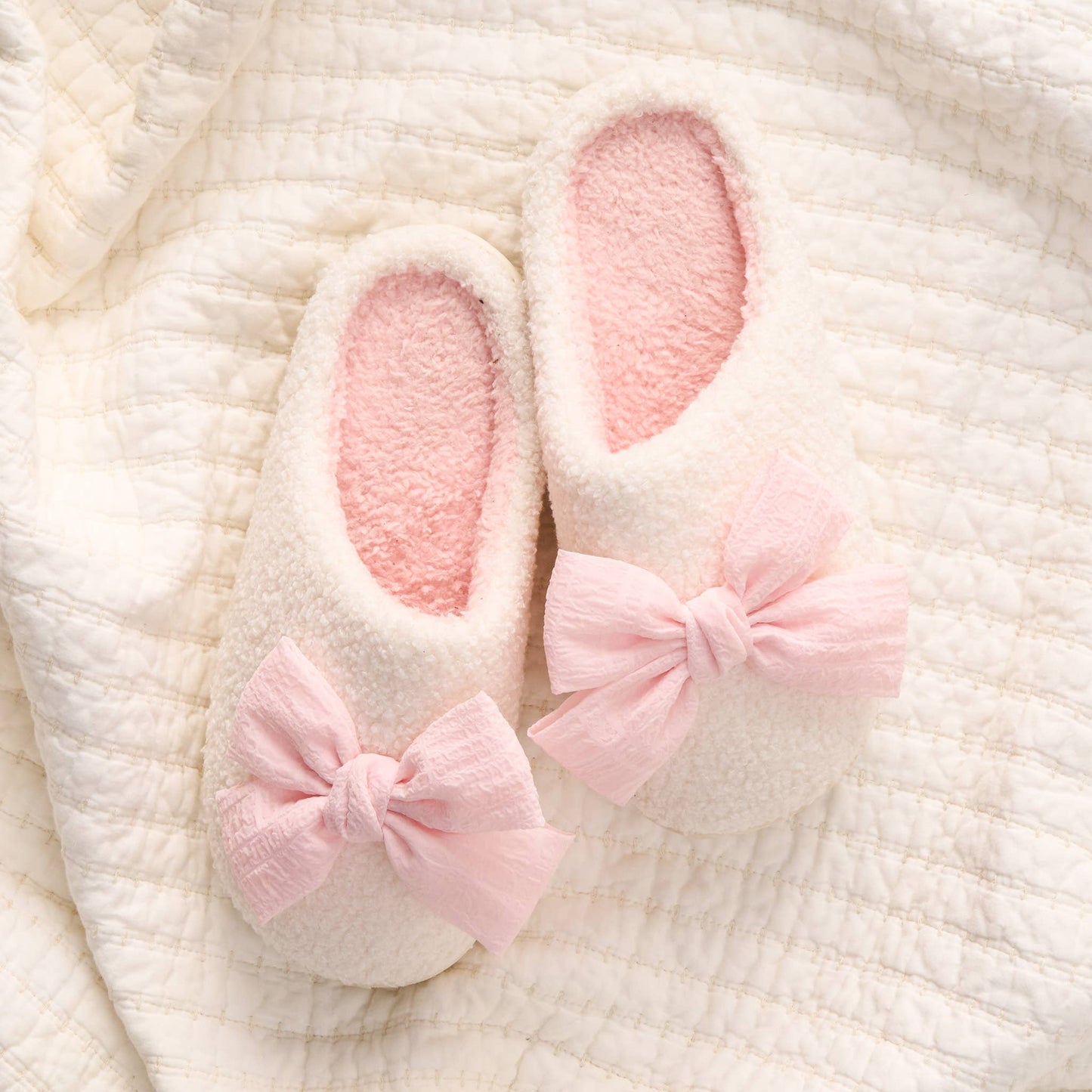 Fuzzy Slippers | Betty Bow Blush