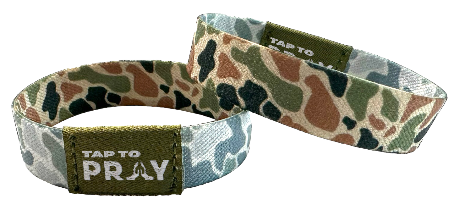 Versible Tap To Pray™ Wristband | River Rock Camo - S