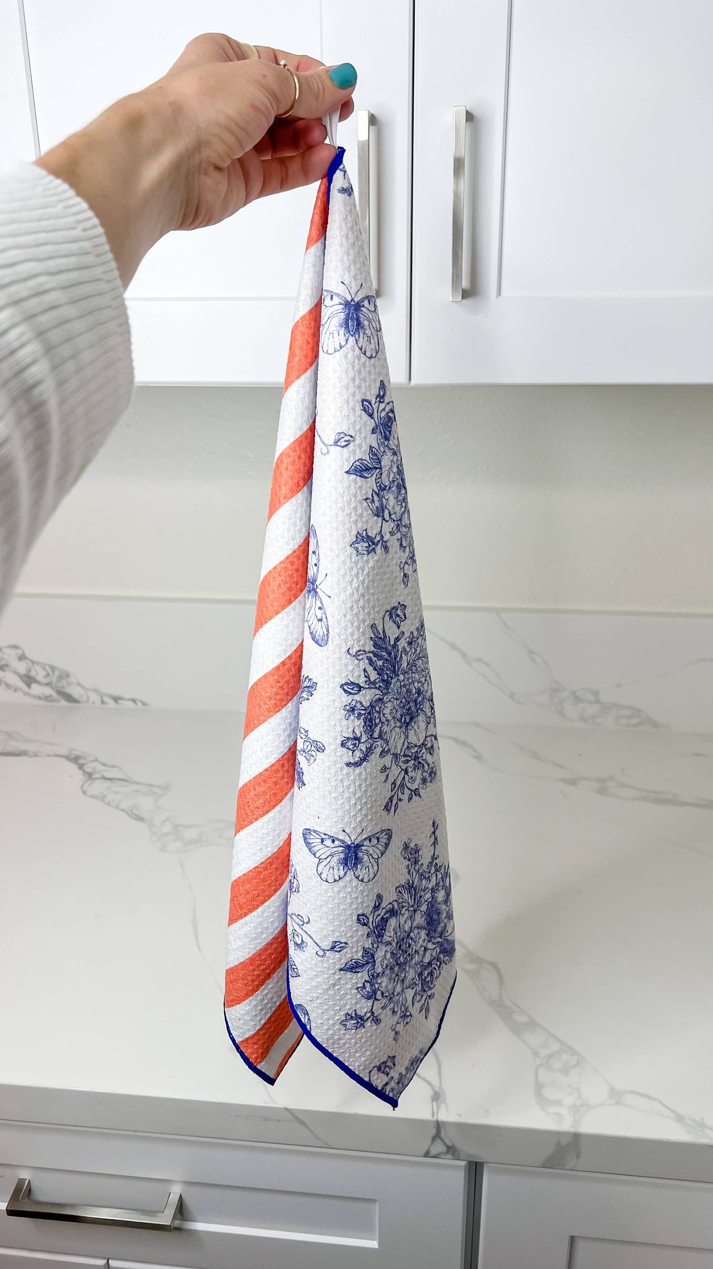 Bloom Microfiber Towel | Blue Lagoon