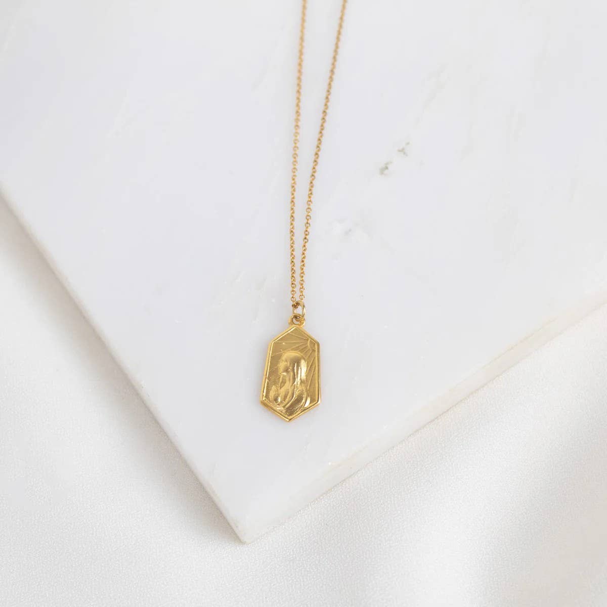 Our Lady of Fatima | Gold