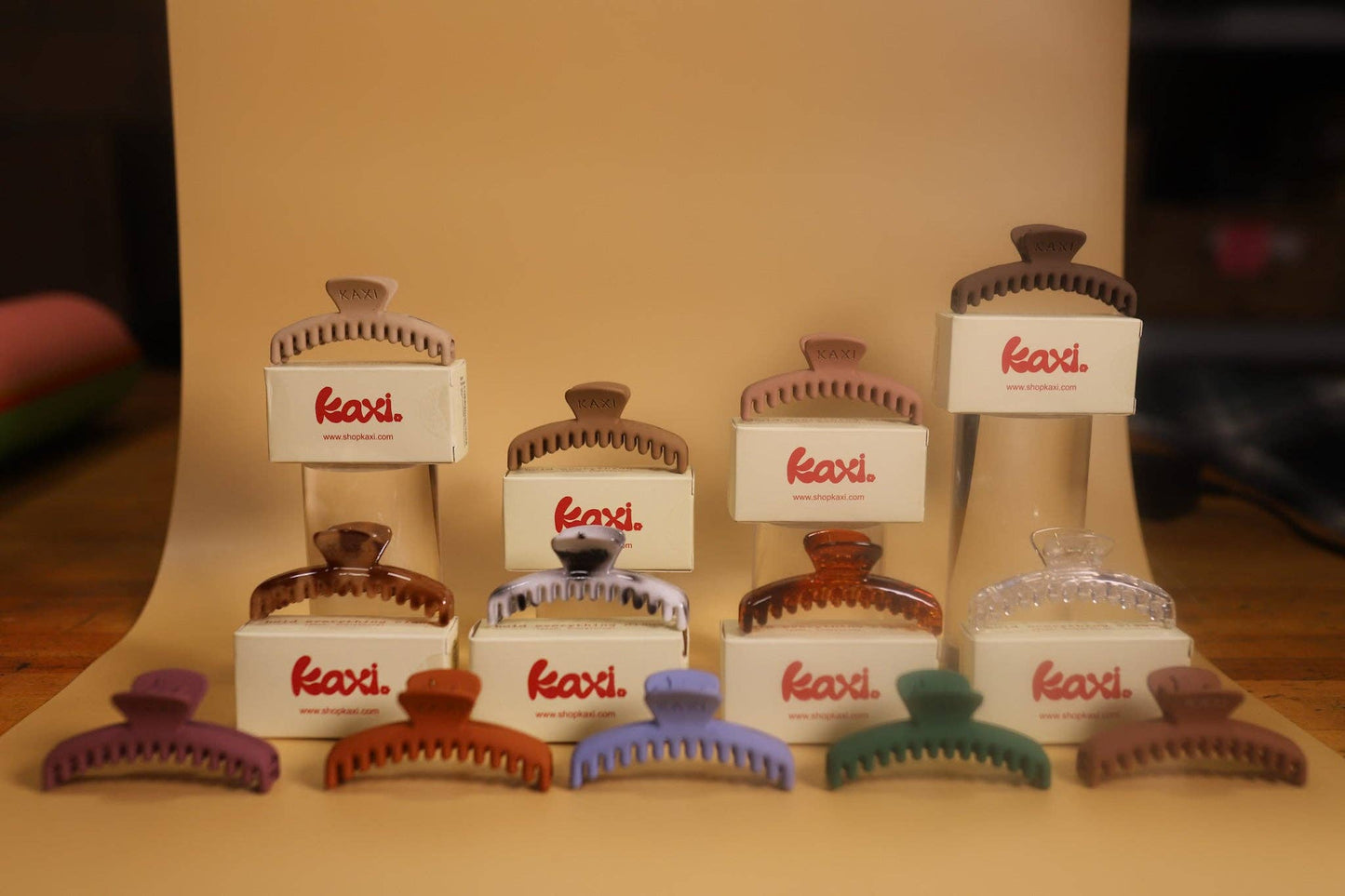 Mini Hold Everything Claw Clip | Matte Champagne