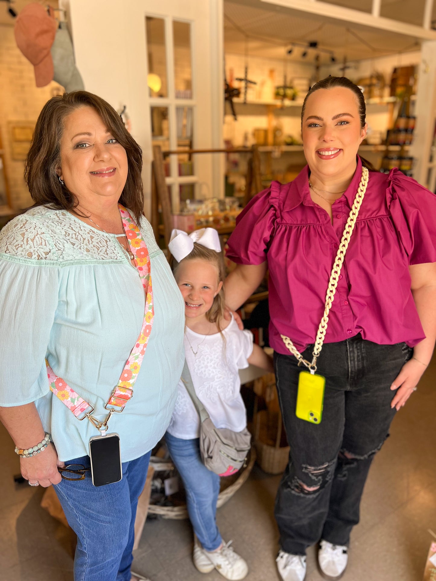 Hold the Phone Crossbody Chain