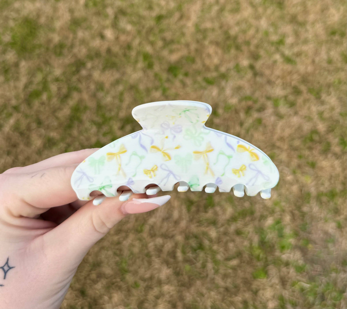 Bow Design Mardi Gras Claw Clip