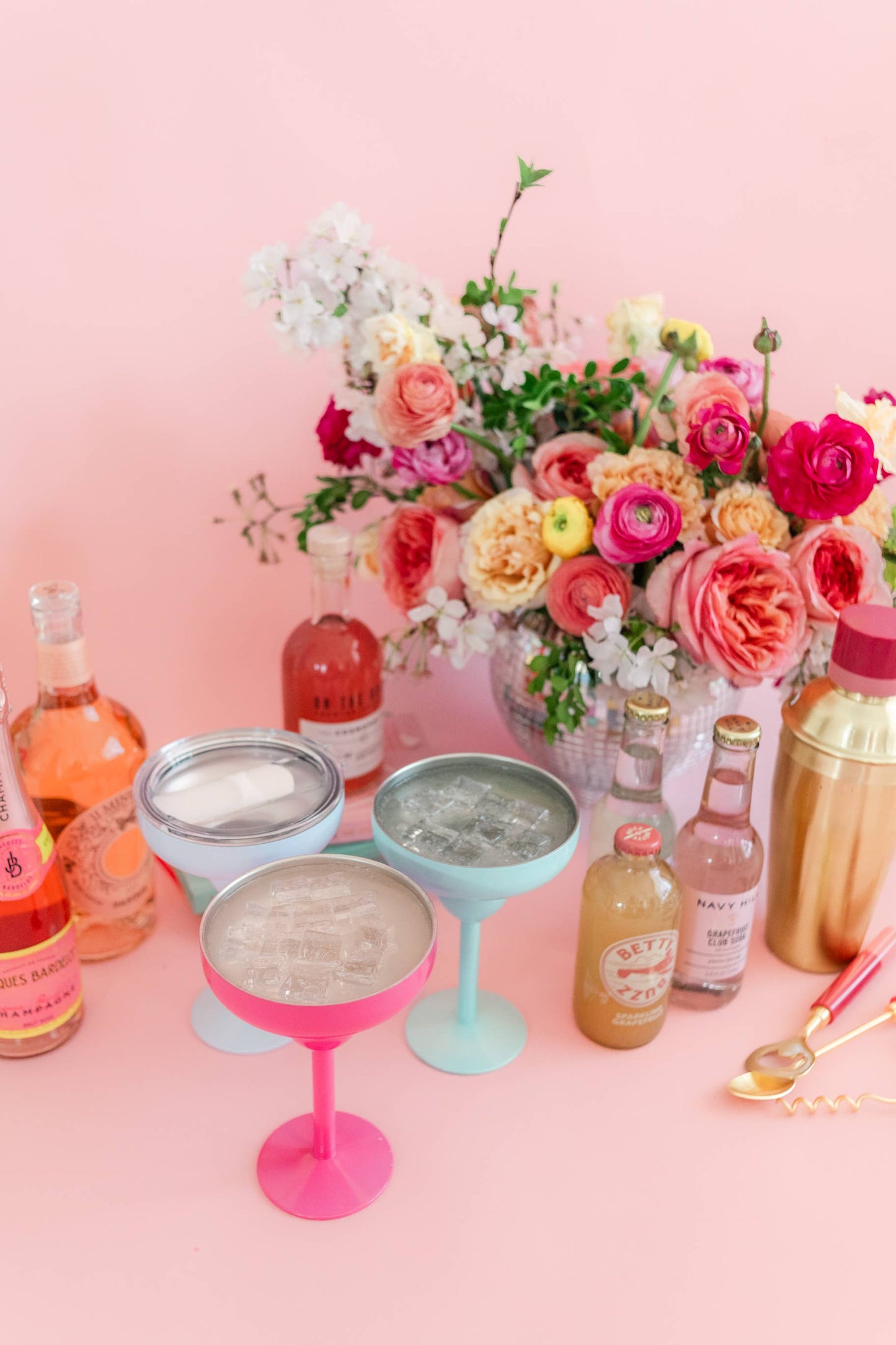 Margarita/Martini Glass with Lid | Light Pink