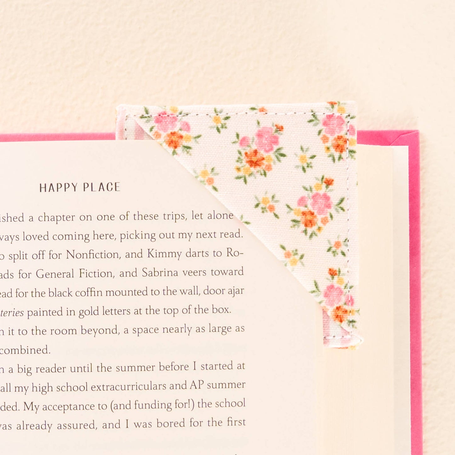 Corner Keeper Fabric Bookmark | Endless Daydream Cream