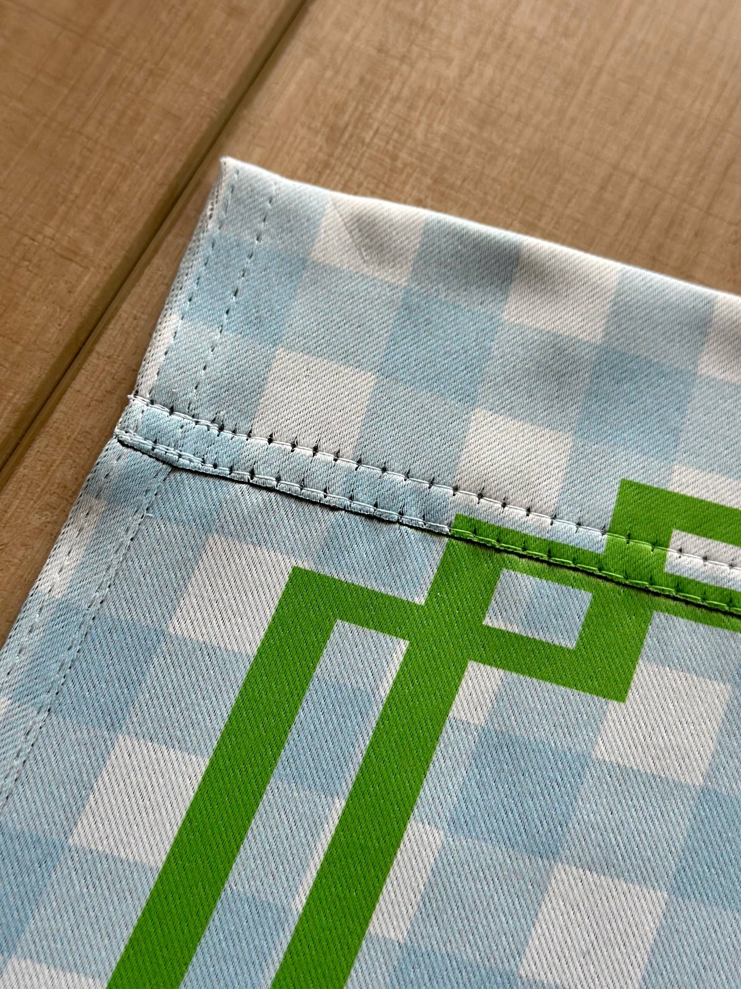 Home Sweet Home Wreath Garden Flag