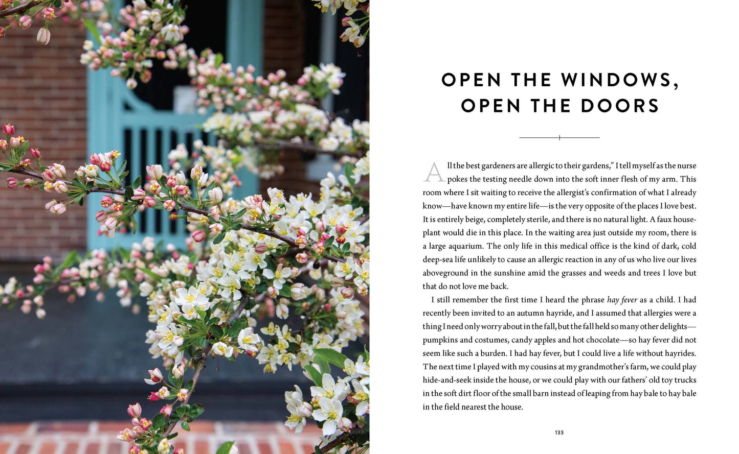 A Home in Bloom | Hardcover