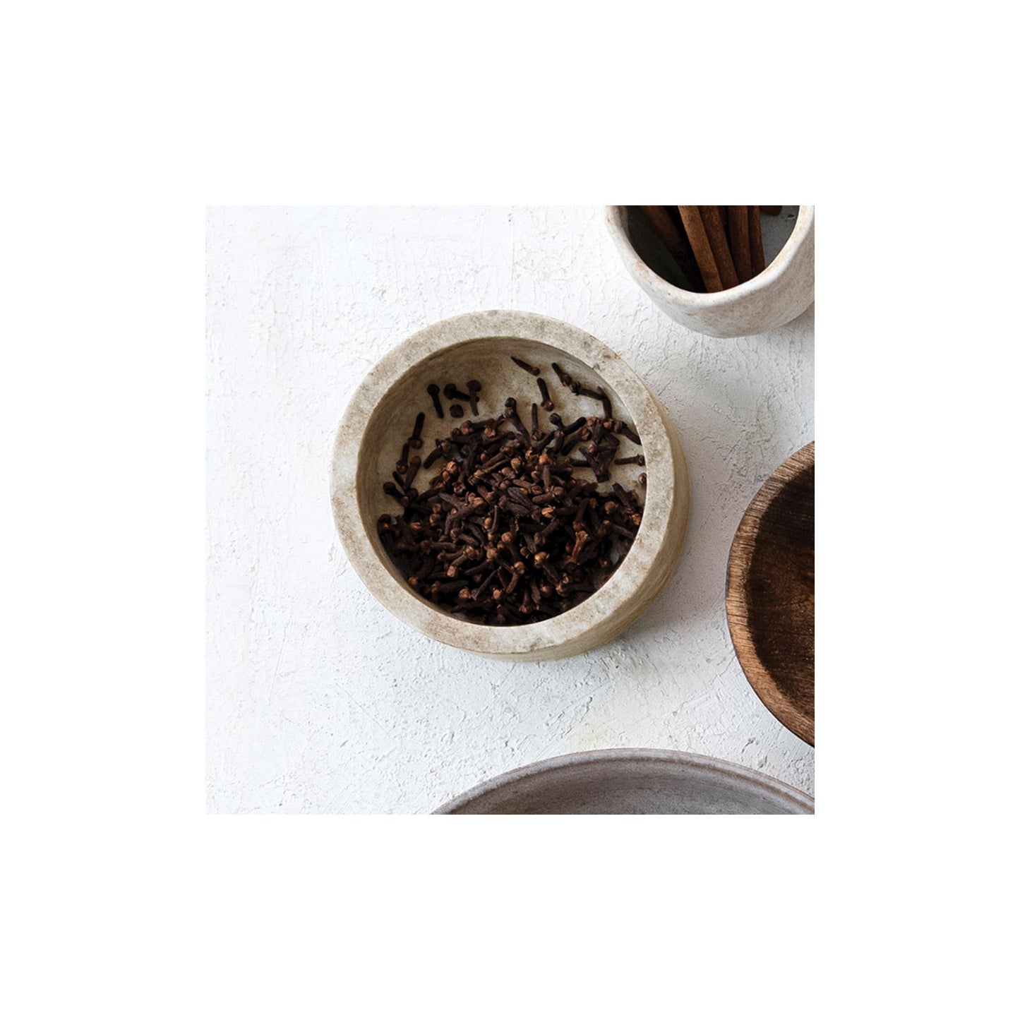 Round Marble Dish Bottle Holder | 5"