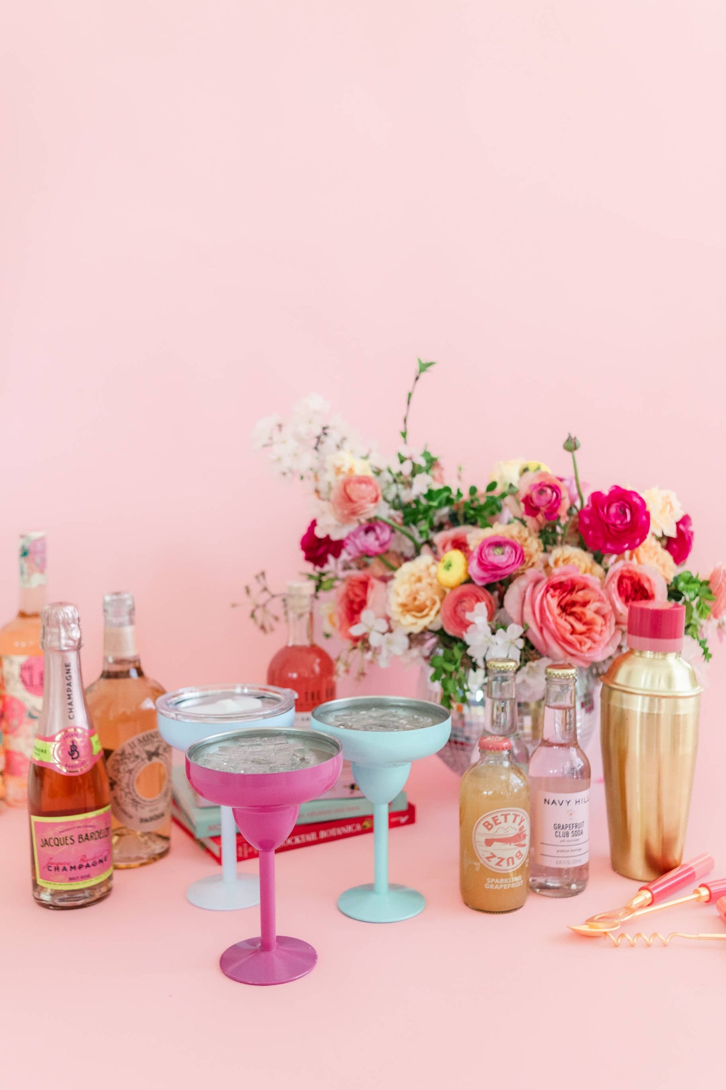 Margarita/Martini Glass with Lid | Light Pink