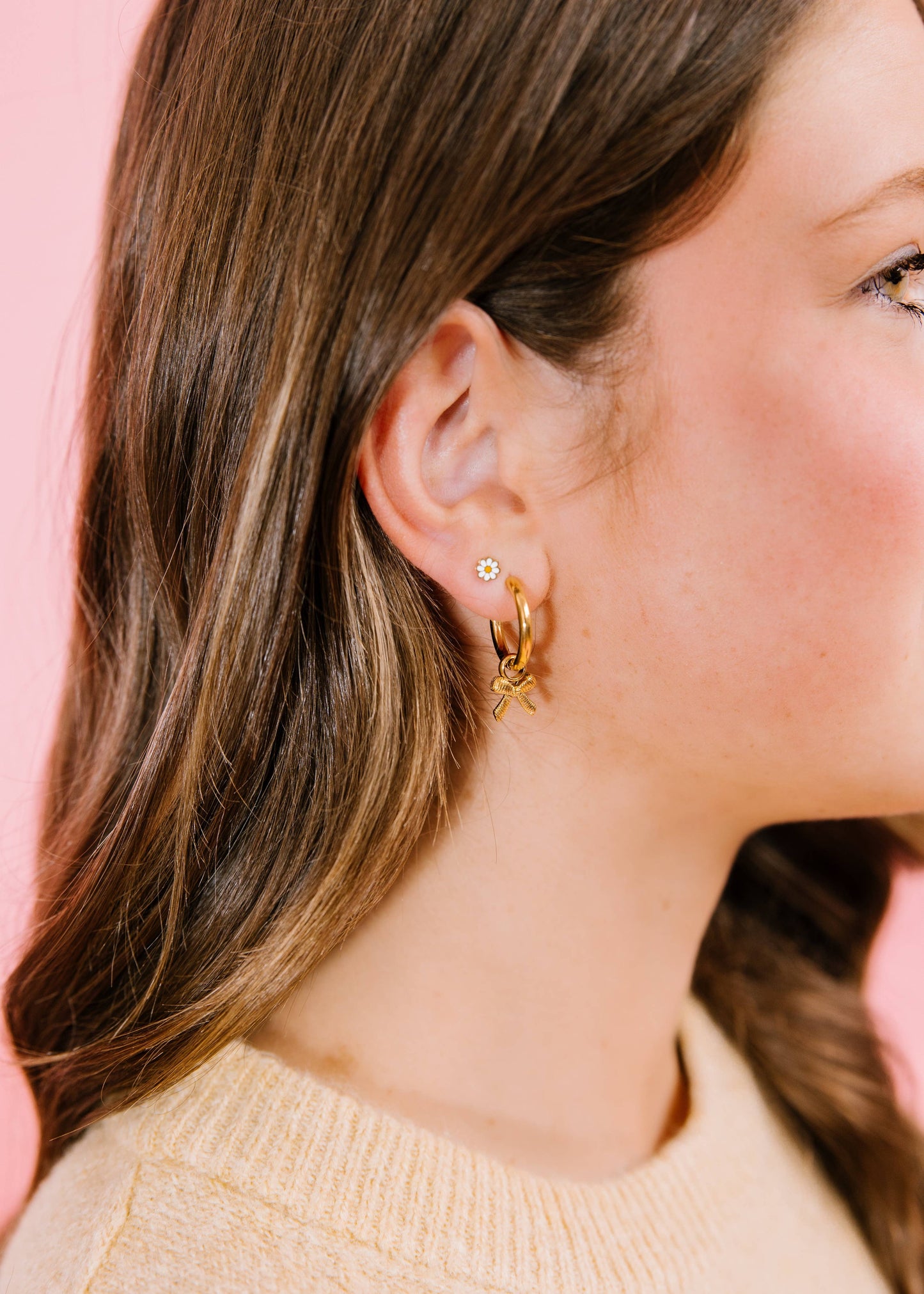 White Tiny Daisy Stud Earrings