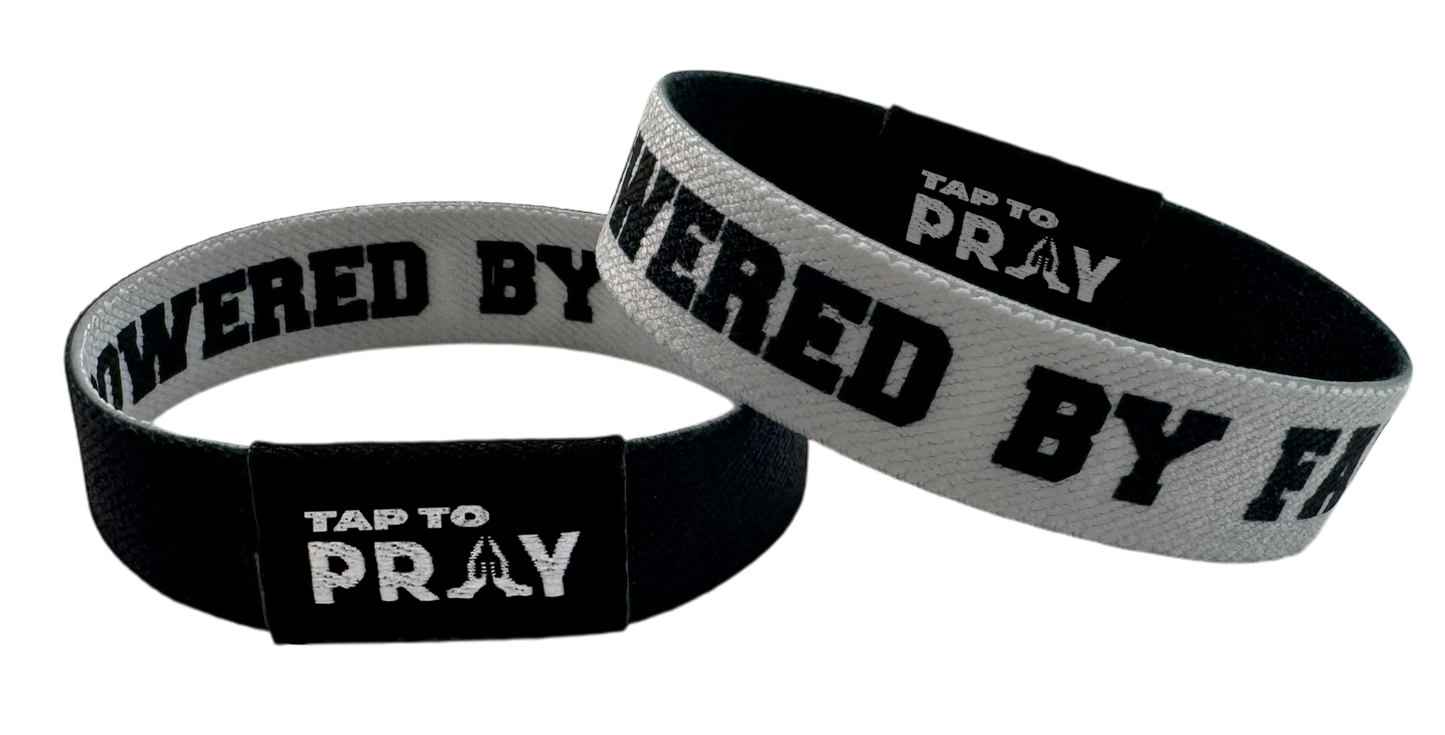 Versible Tap To Pray™ Wristband | Powered by Faith - M