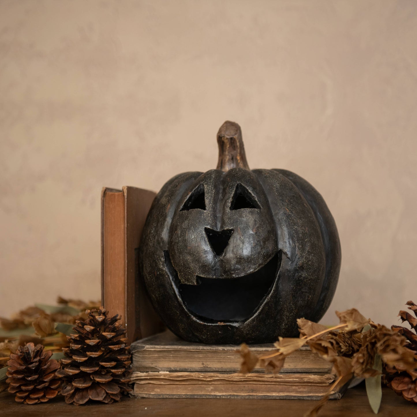 8" Black Big Mouth Pumpkin