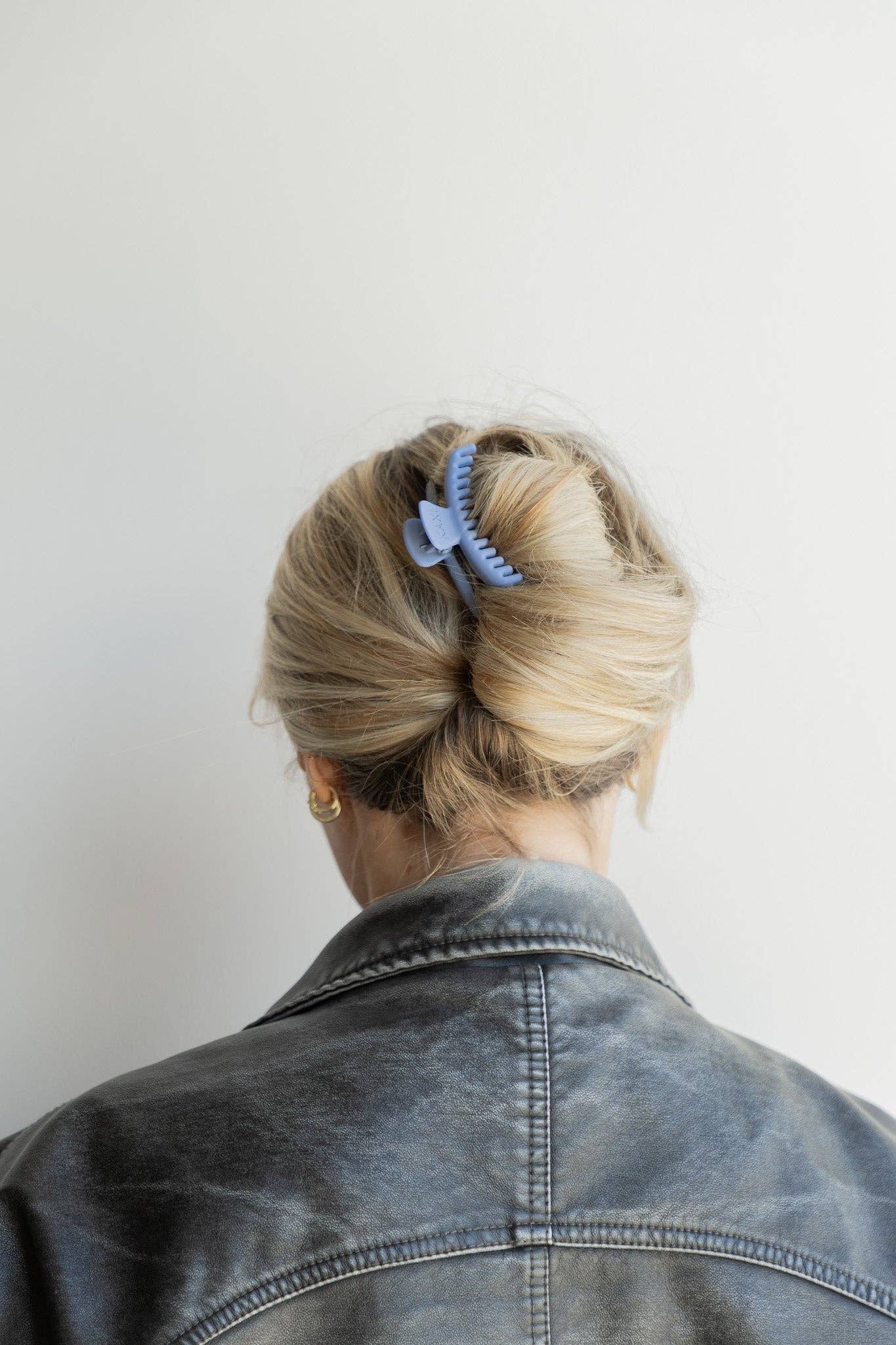 Mini Hold Everything Claw Clip | Matte Champagne