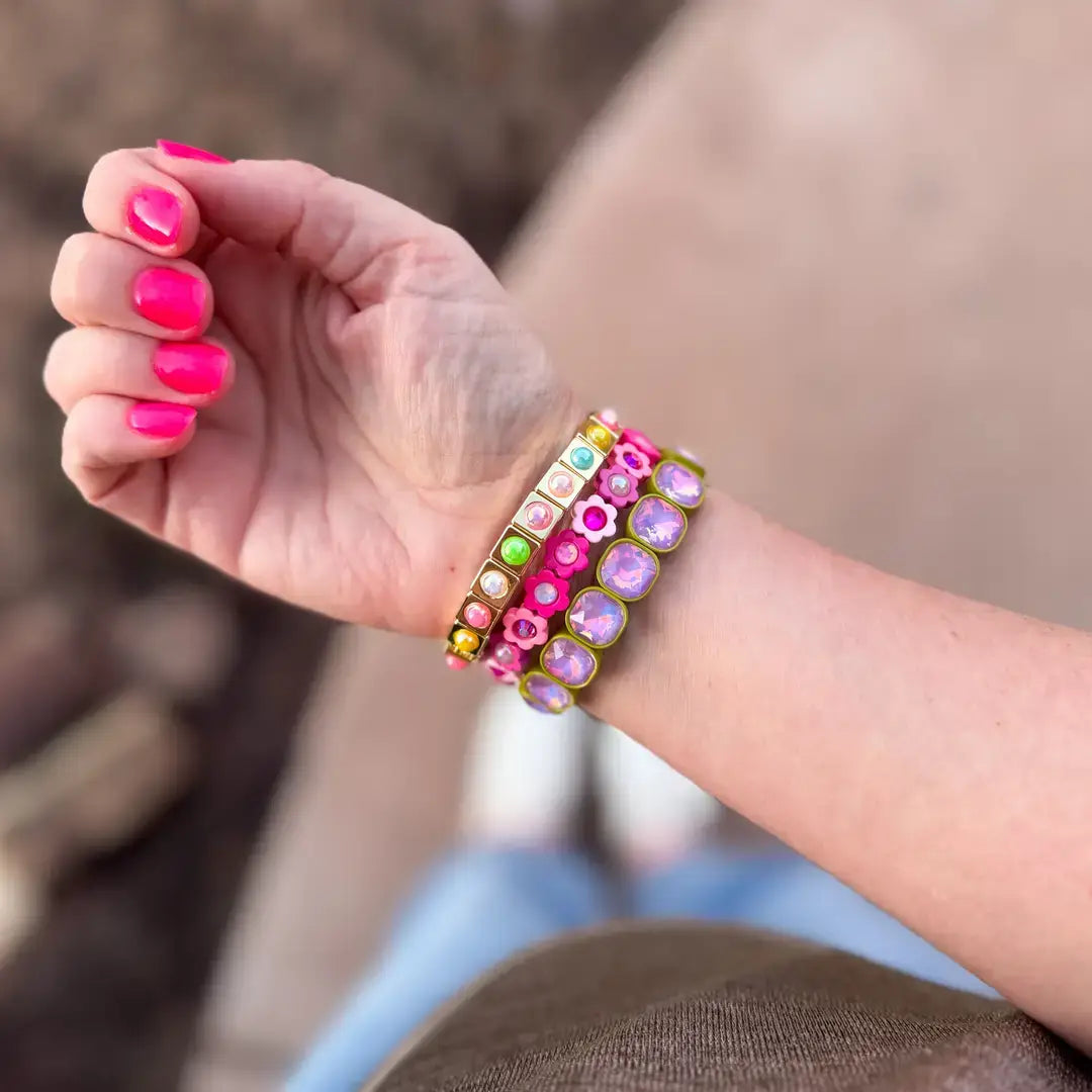 Daisy Flowers Stretch Bracelet | Pink/Green