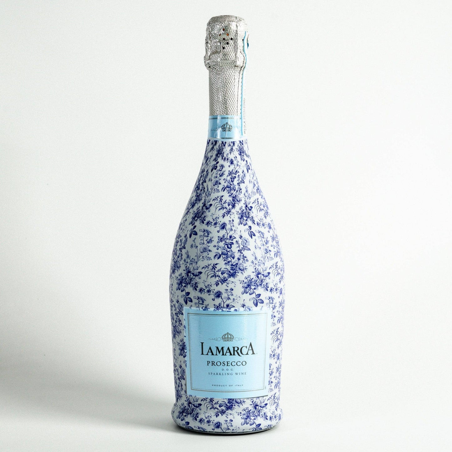 Beau Bottles Wrap | Grand-millenial Blue Floral