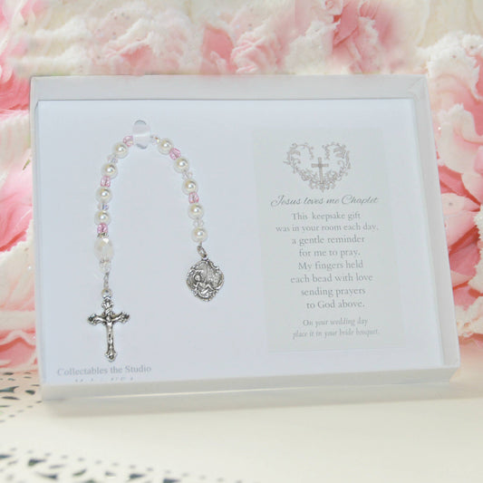 Chaplet Keepsake Jesus loves Me | Baby Girl