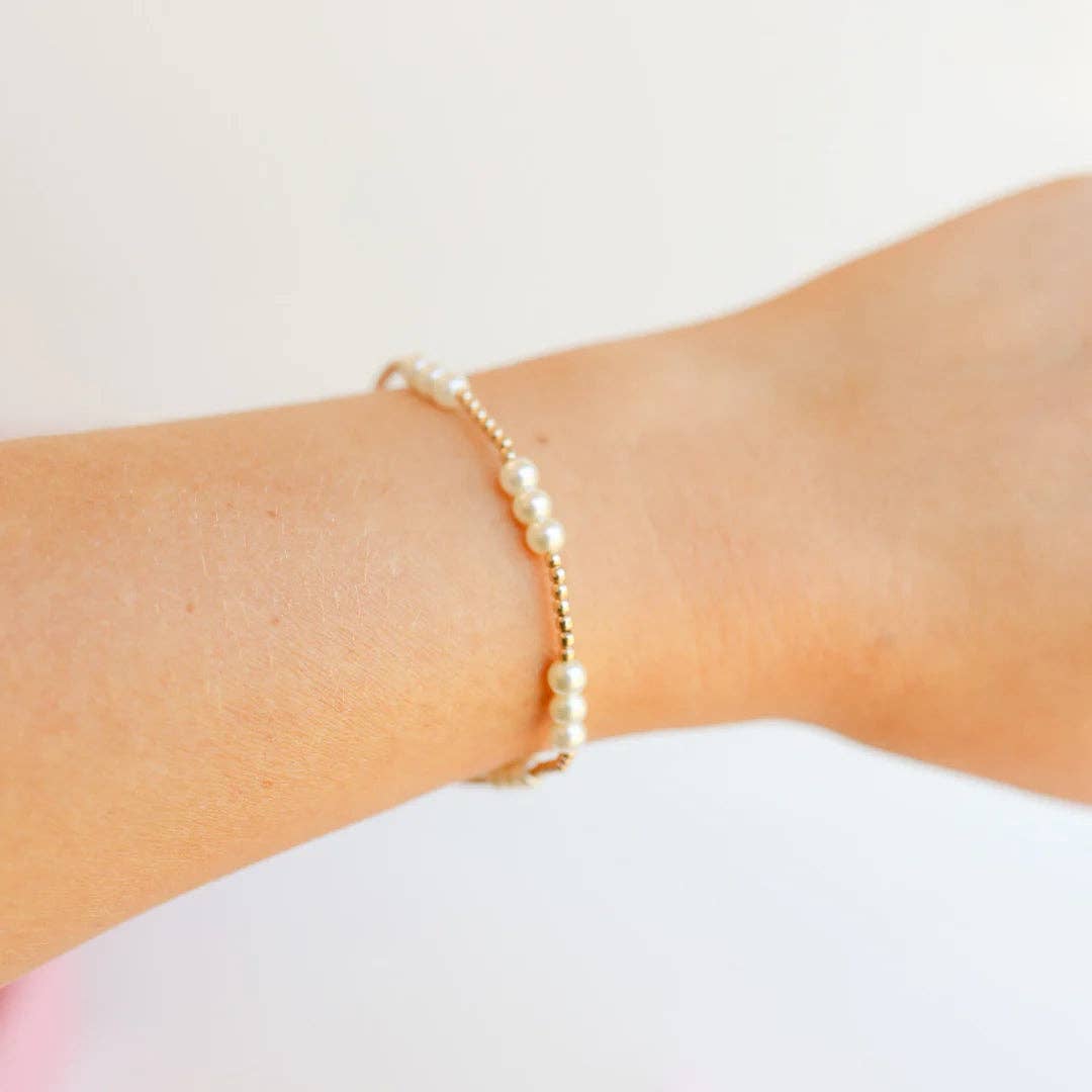 ILY Pearl Bracelet in Gold | Standard 6.75”