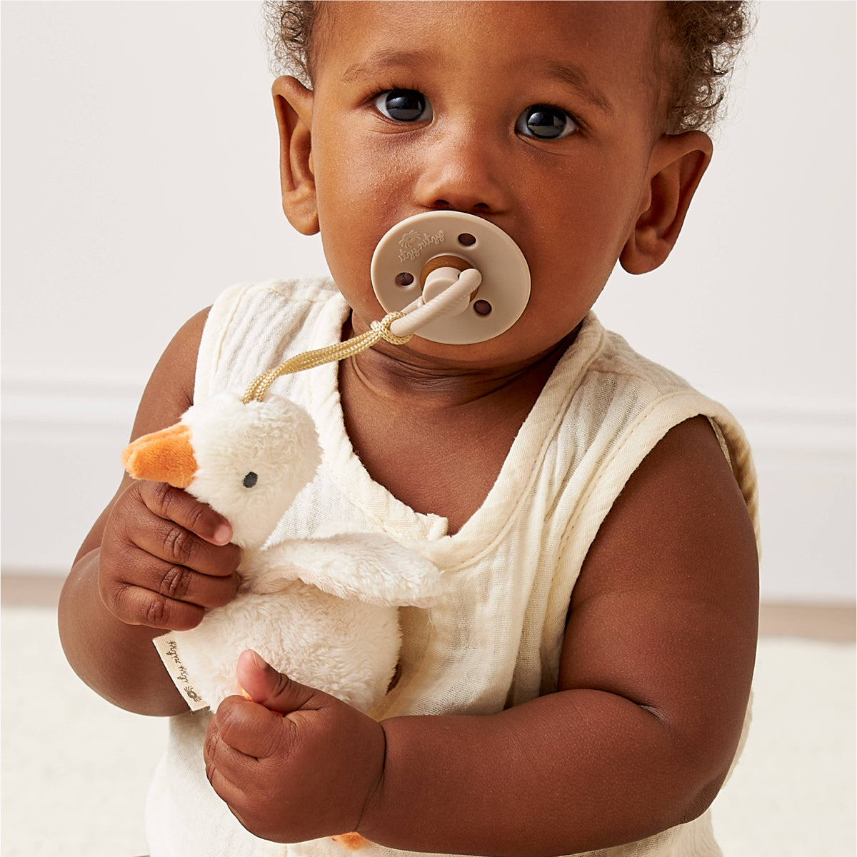 Bitzy Pal Natural Rubber Pacifier & Plush | Goose