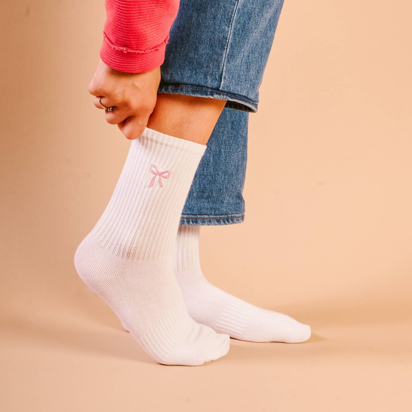 Embroidered Crew Socks | Pink Bow