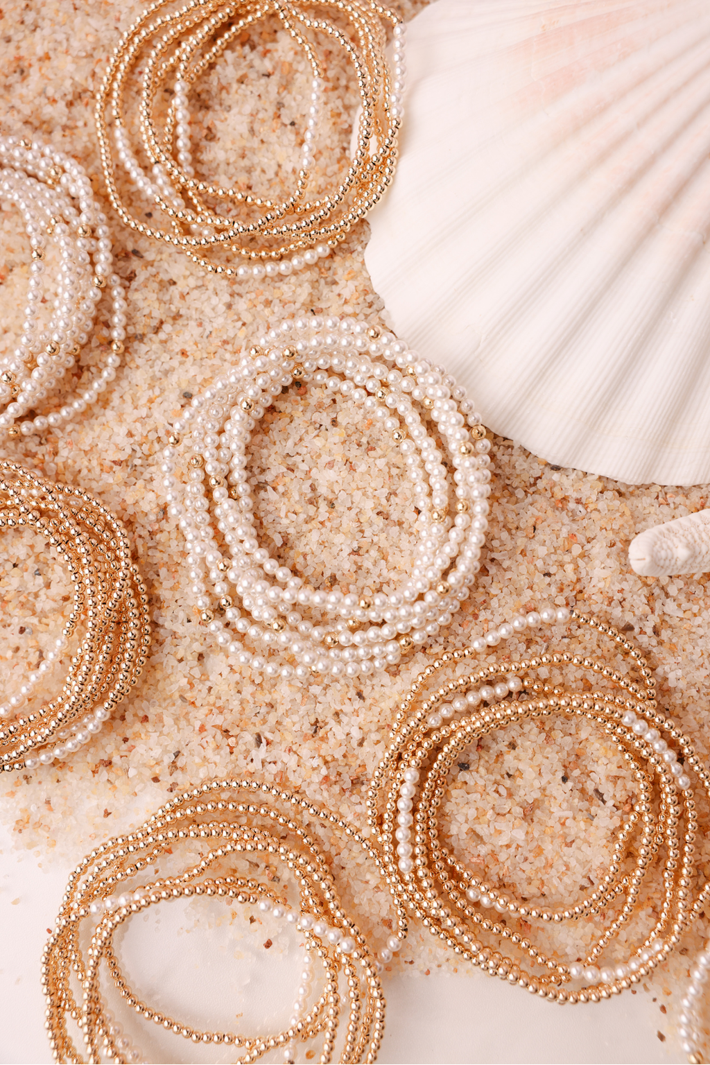 Lilly Pearl Bracelet in Gold | Standard 6.75"