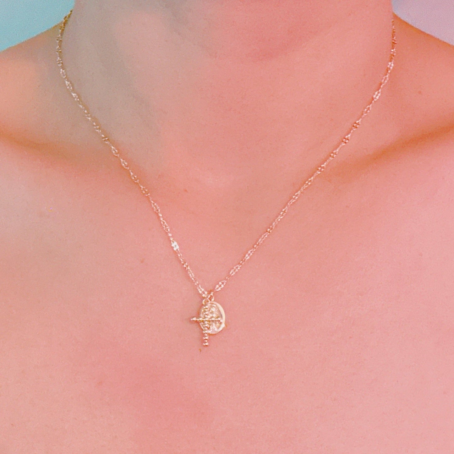 Faithful Duo Pendant Necklace | Gold