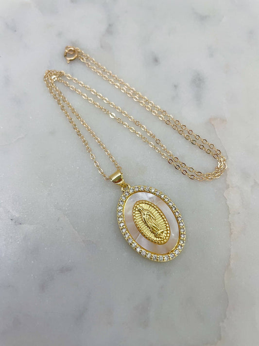 Cream Mary Pendant Necklace: Gold |18"