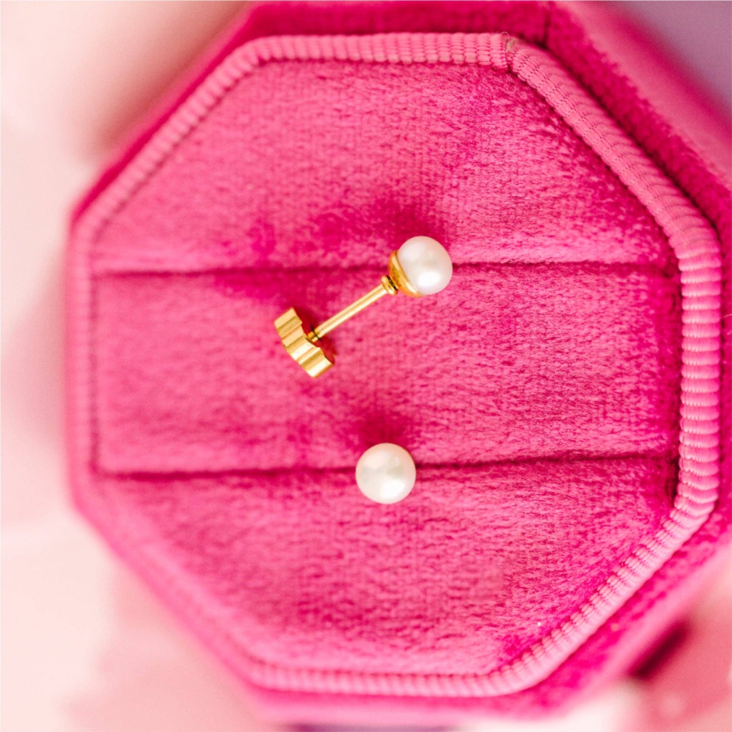 Fresh Water Pearl Stud Earrings