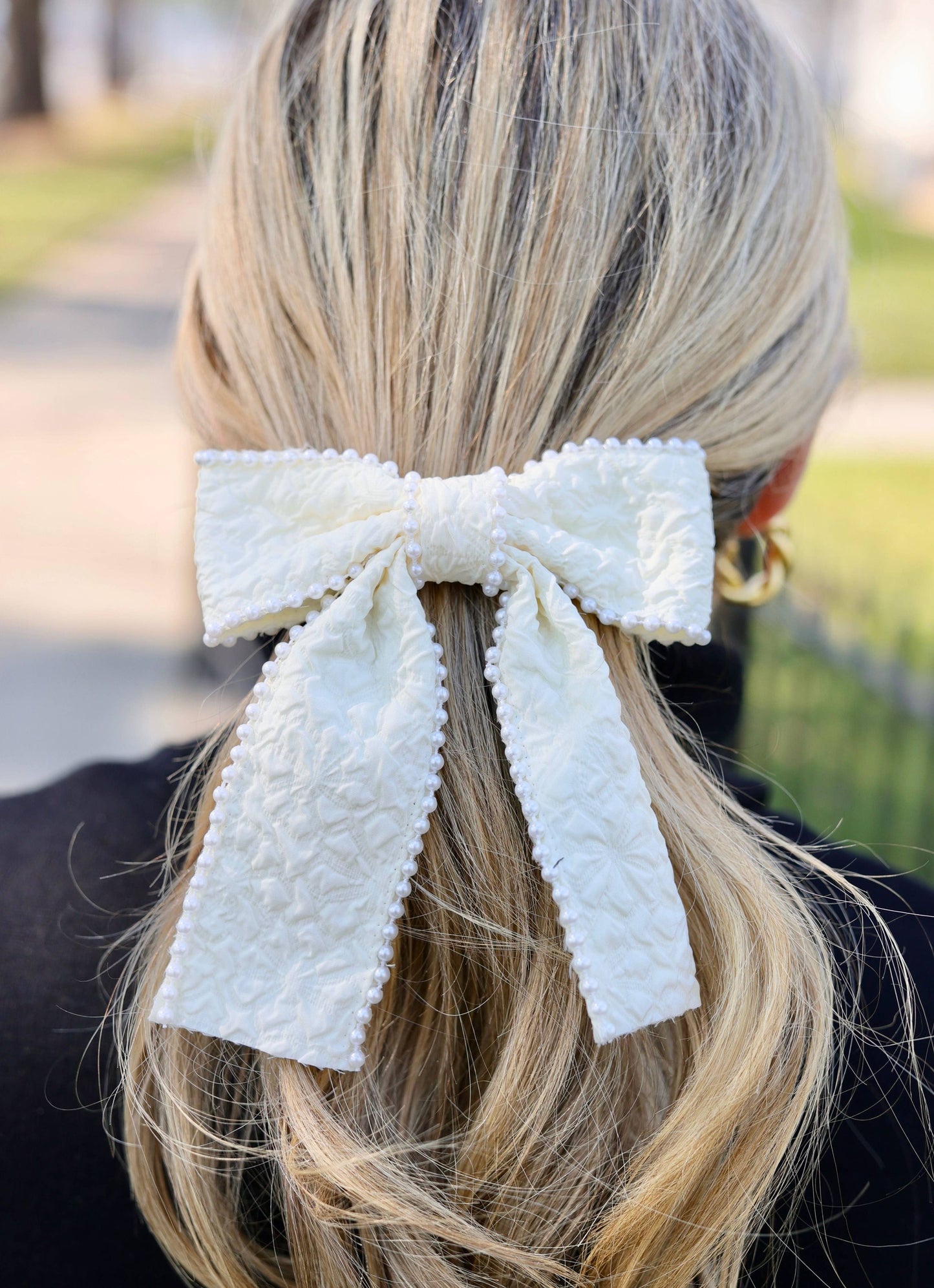 Blakely Pearl Lined Bow | Cream