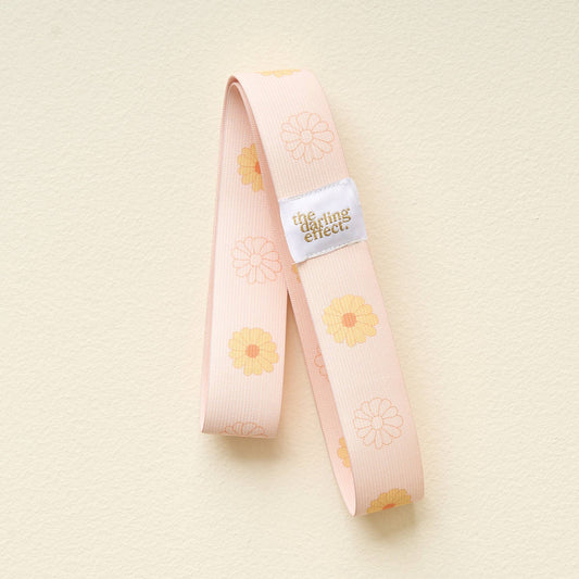 Stay-Put Towel Band | Darling Daisy Peach