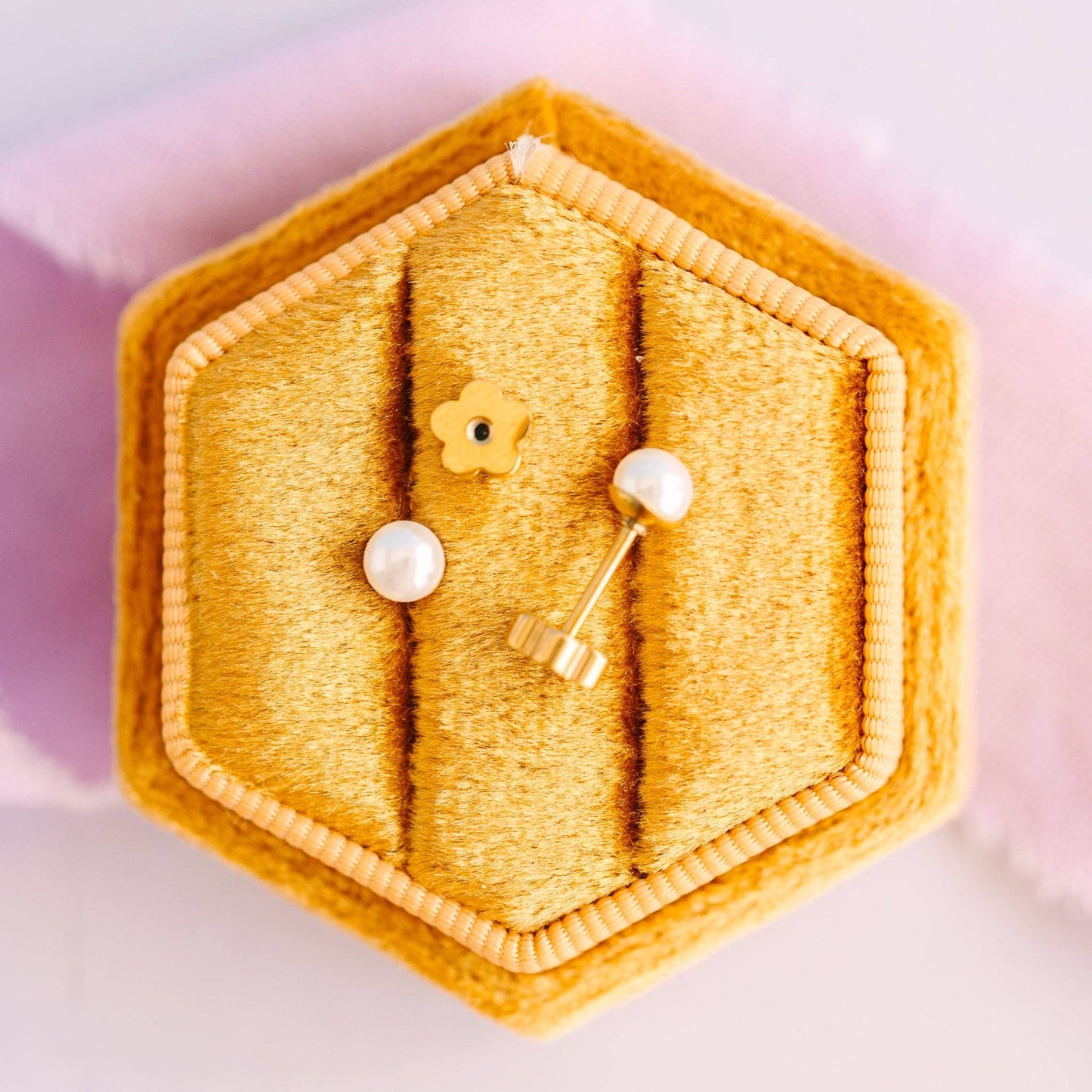 Fresh Water Pearl Stud Earrings