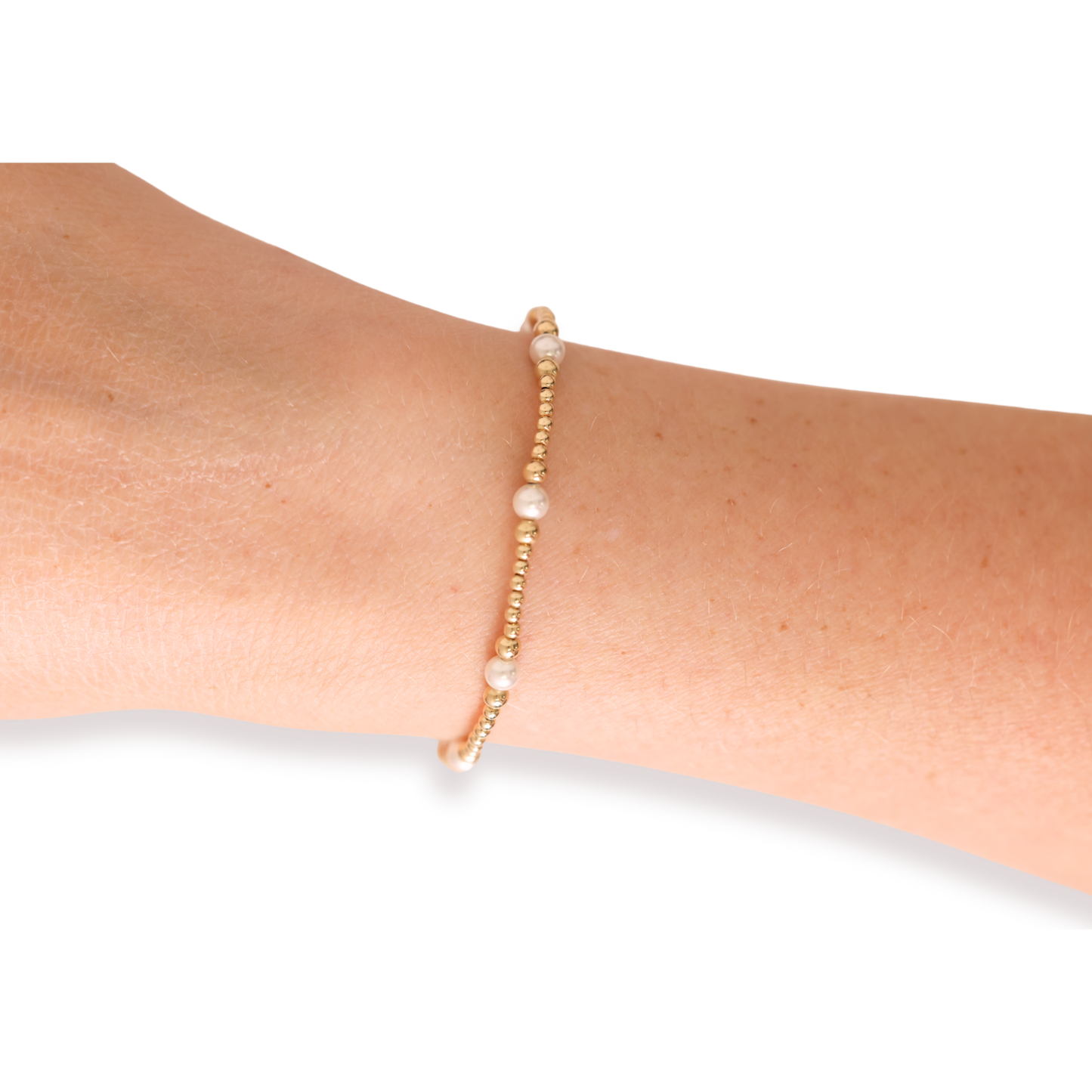 Dainty Sutton Pearl Bracelet in Gold | Standard 6.75"