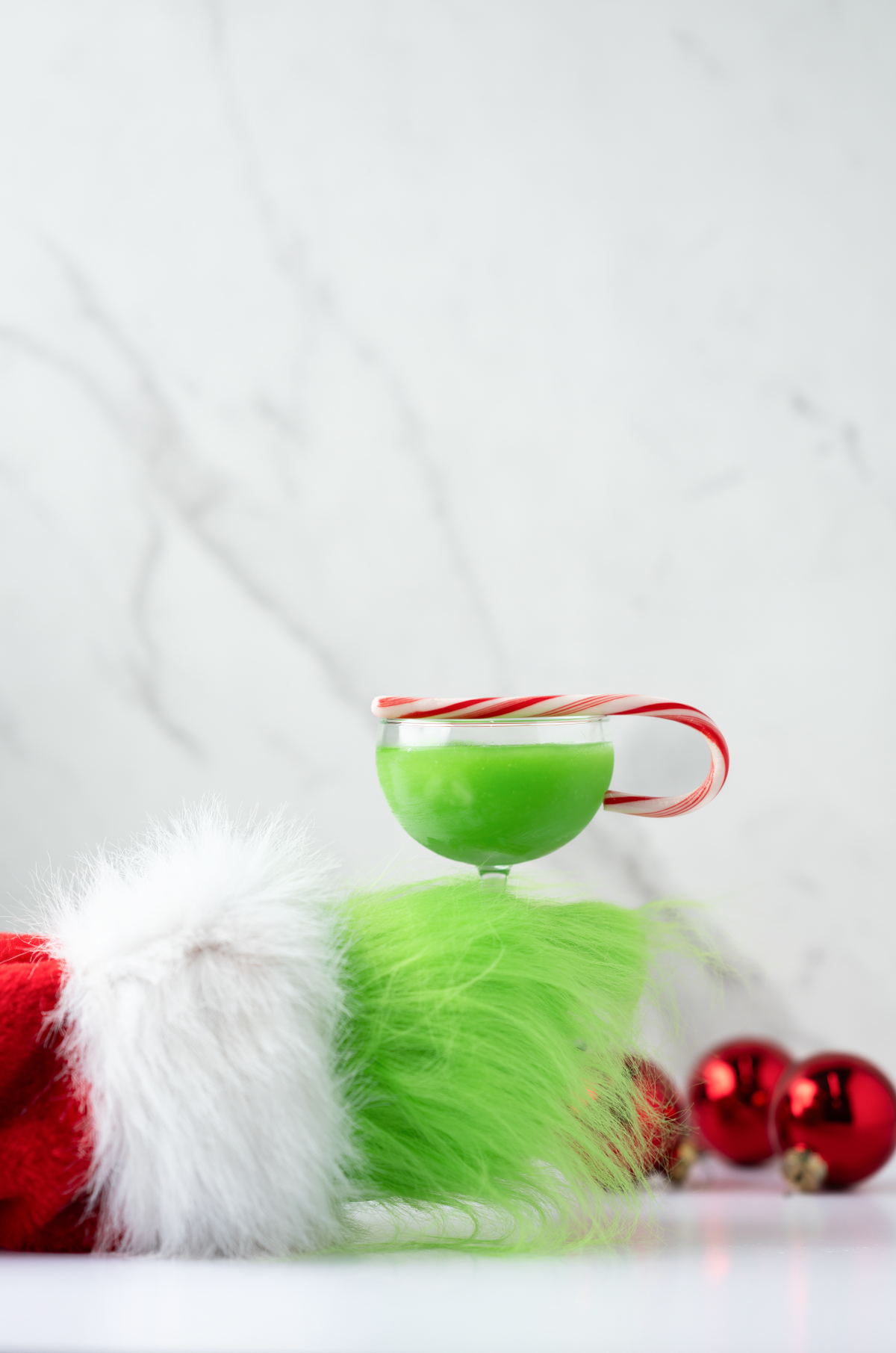 Boozy Grinch Cocktail | Ready-To-Freeze