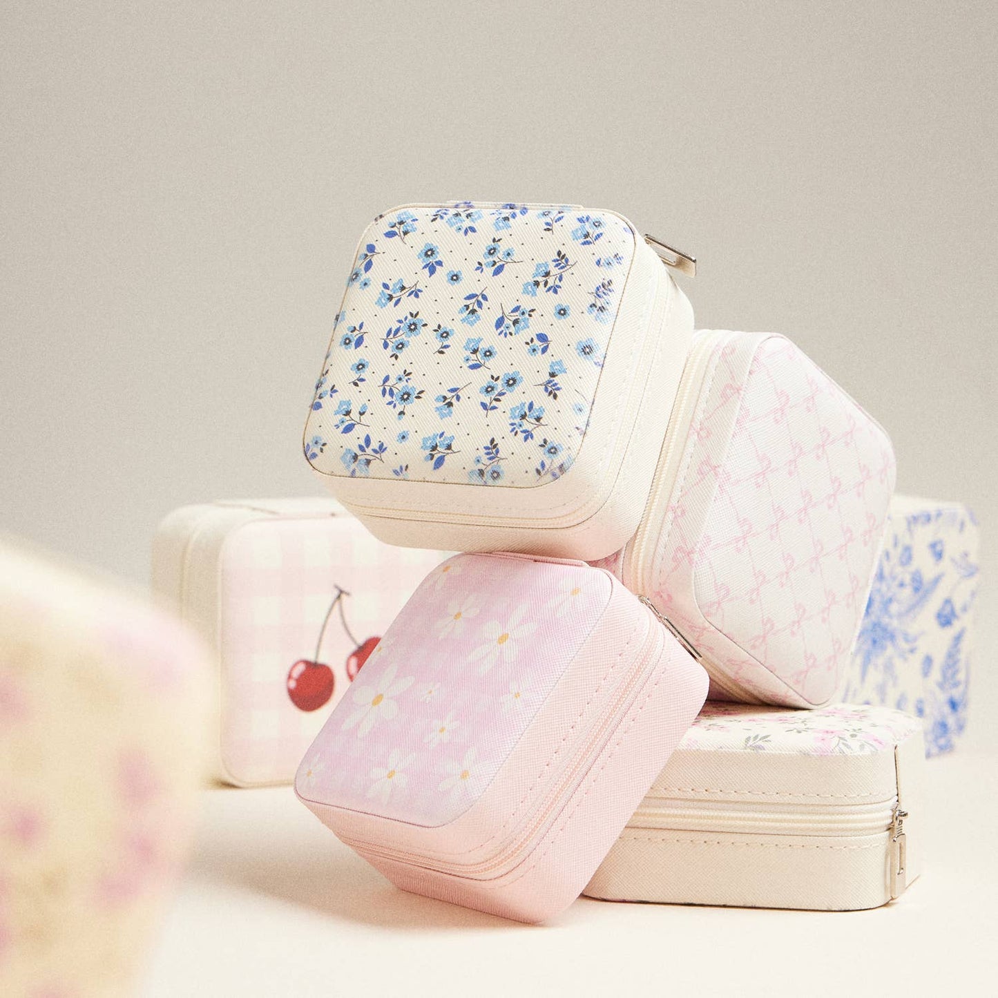 Pink Bow Print Travel Jewelry Box | Ivory