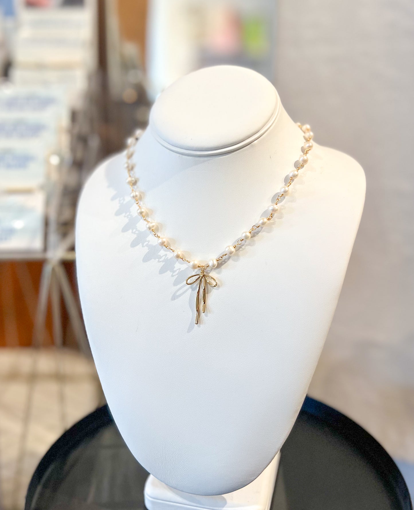 The Ellie Bow Pendant Necklace