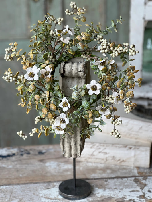 Parlay Blooms Candle Ring