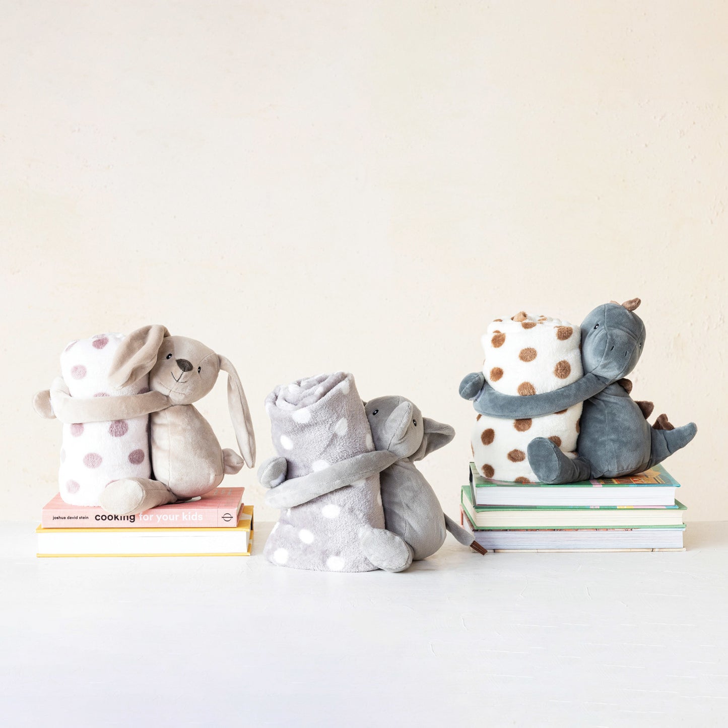 Plush Animal w/ Polka Dot Blanket set