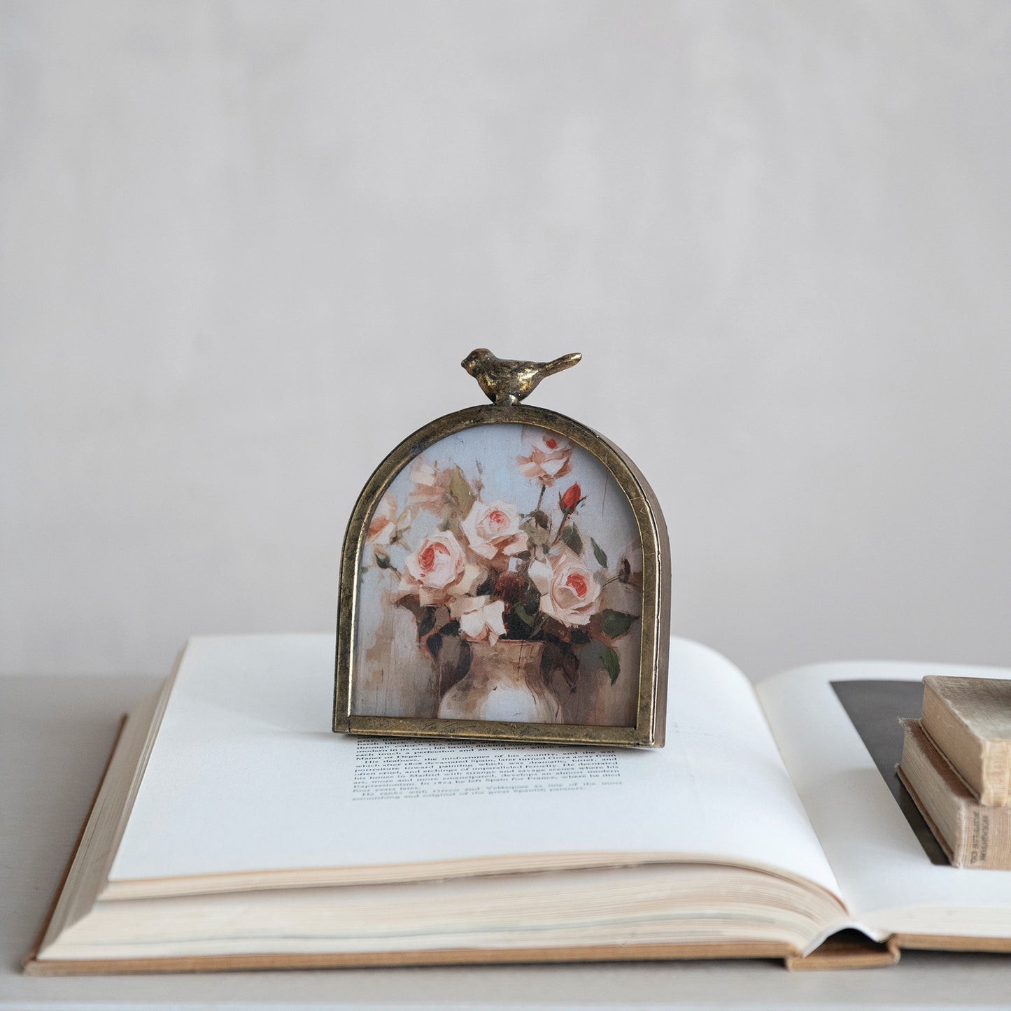 Arched Bird Finial Frame | Antique Gold