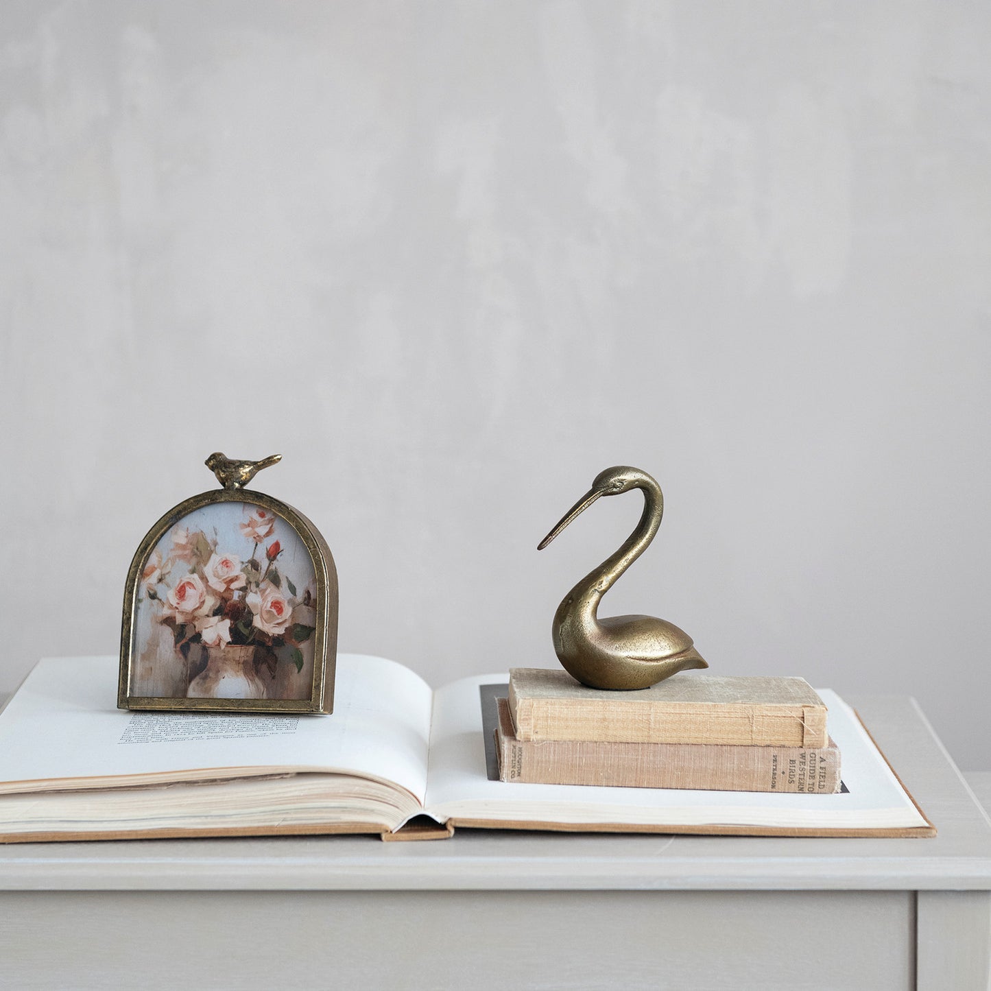 Arched Bird Finial Frame | Antique Gold
