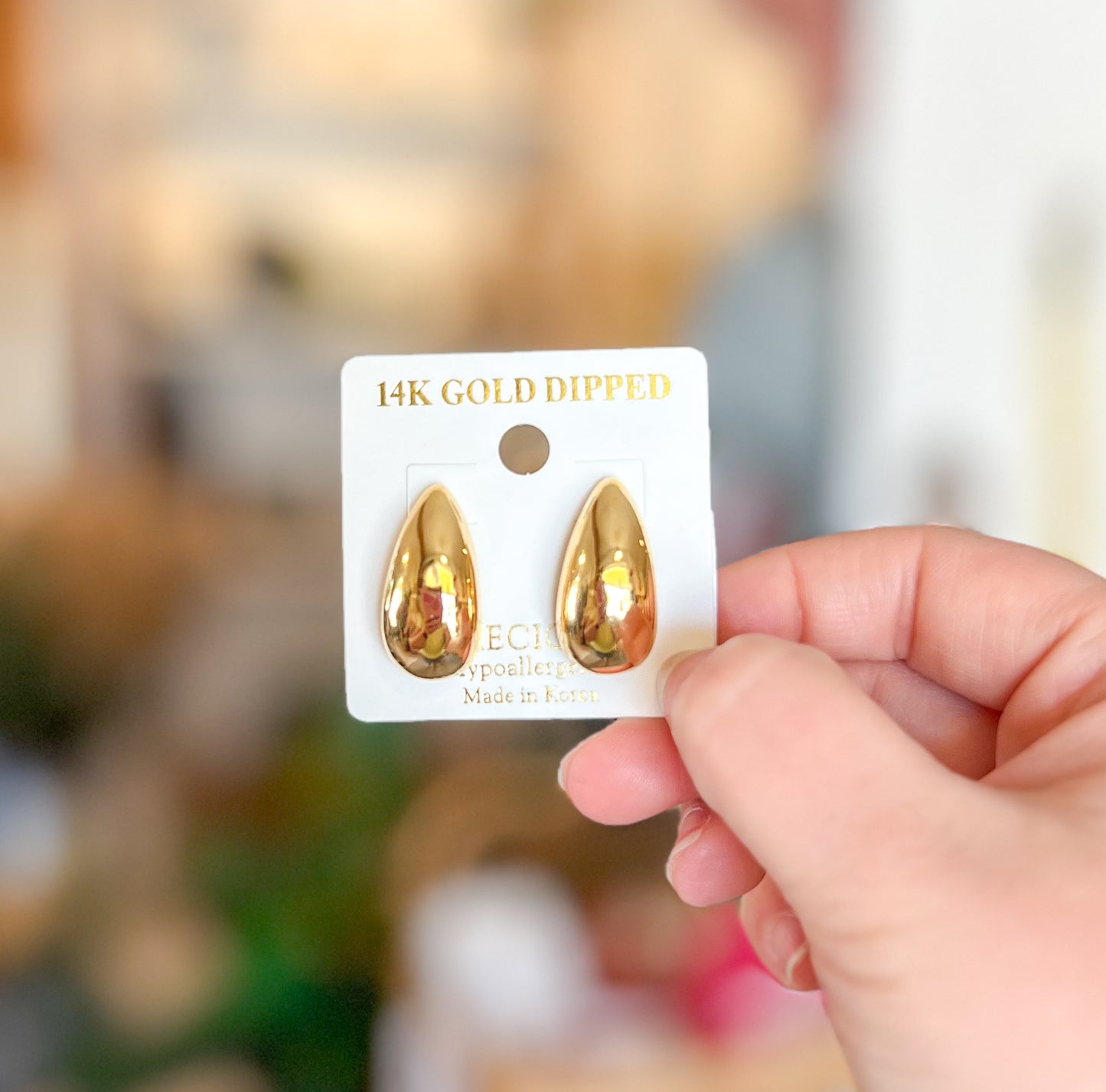 Teardrop Bold Earrings | Gold