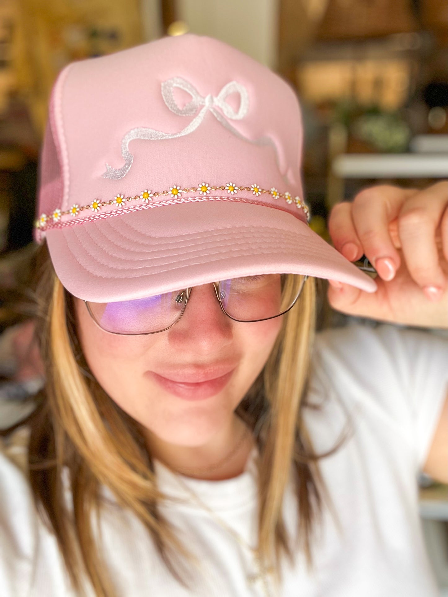 Trucker Hat Chains | Daisies