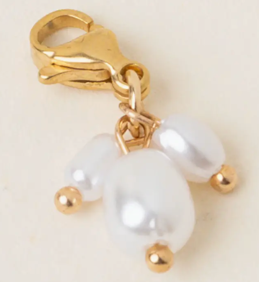 Jewelry Charm Gold | Pearl Trio