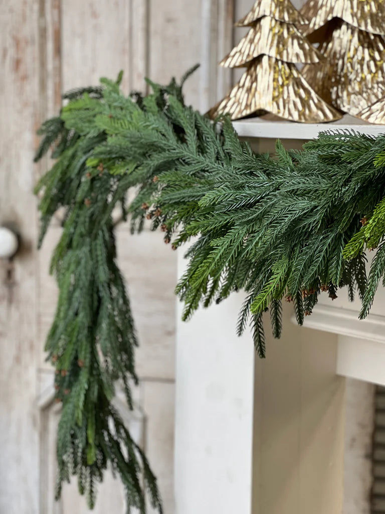 Norfolk Cascade Garland