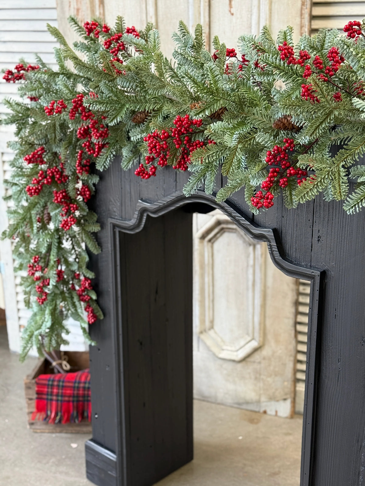 Berry Spruce Garland | 6'