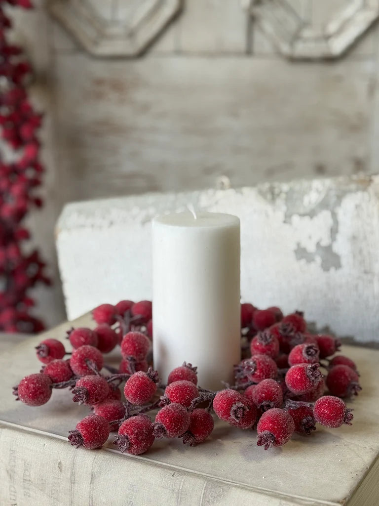 Iced Everberry Candle Ring | 12"