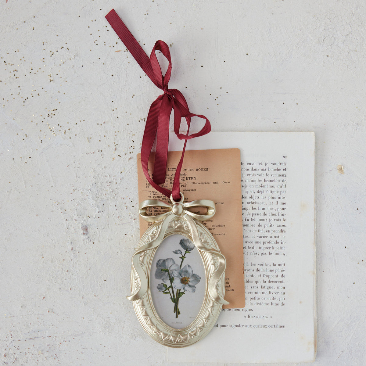 Vintage Gold Photo Frame Ornament