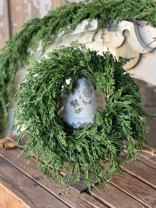 Emerald Falls Candle Ring | 6.5"