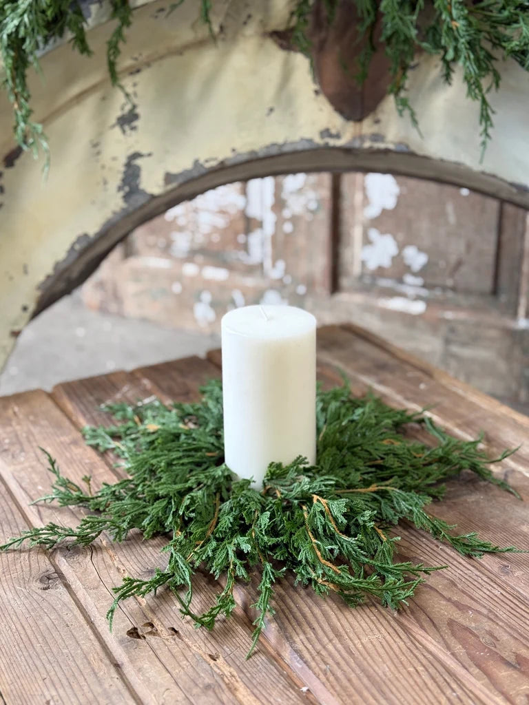 Emerald Falls Candle Ring | 14"