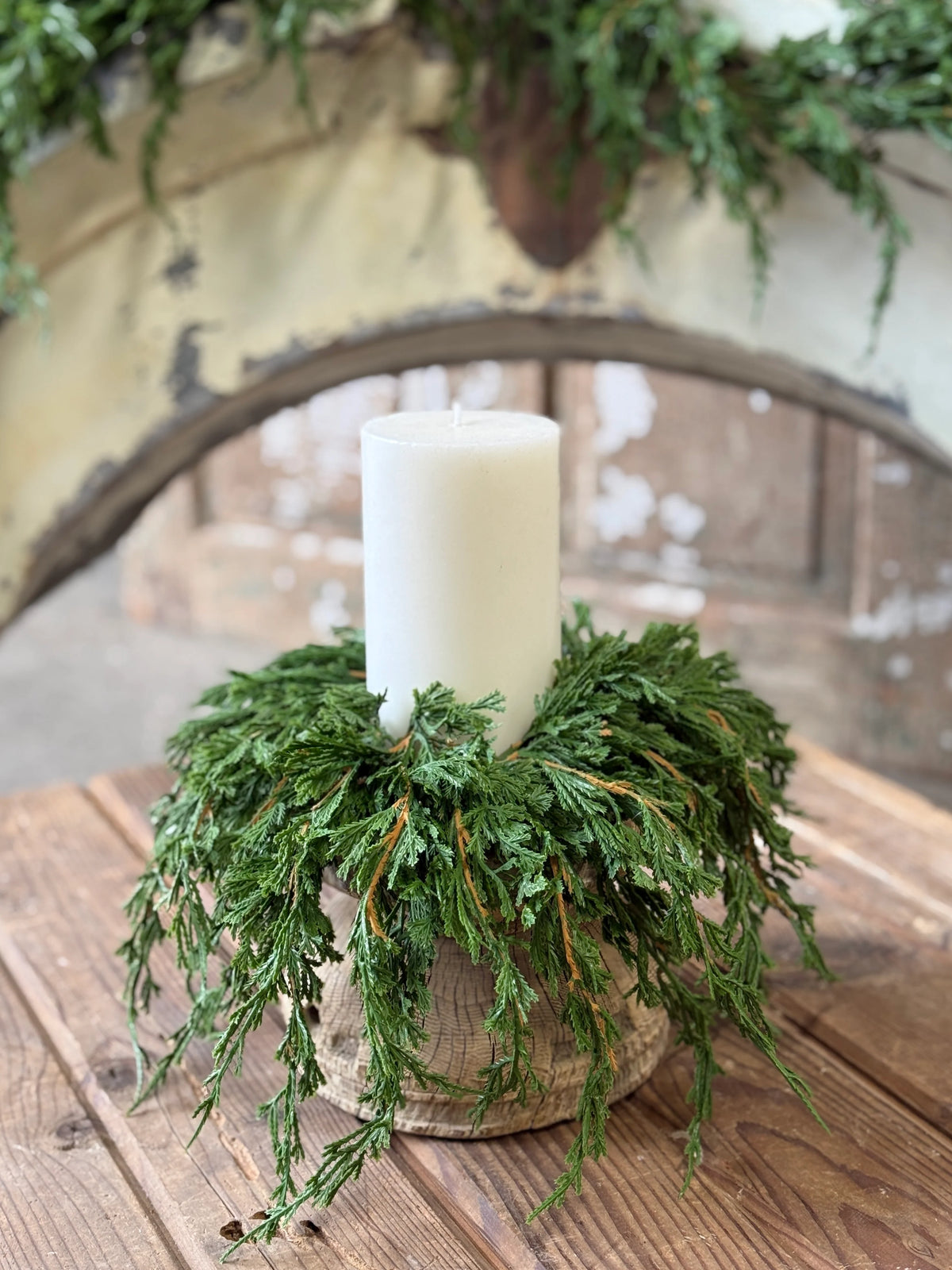 Emerald Falls Candle Ring | 14"