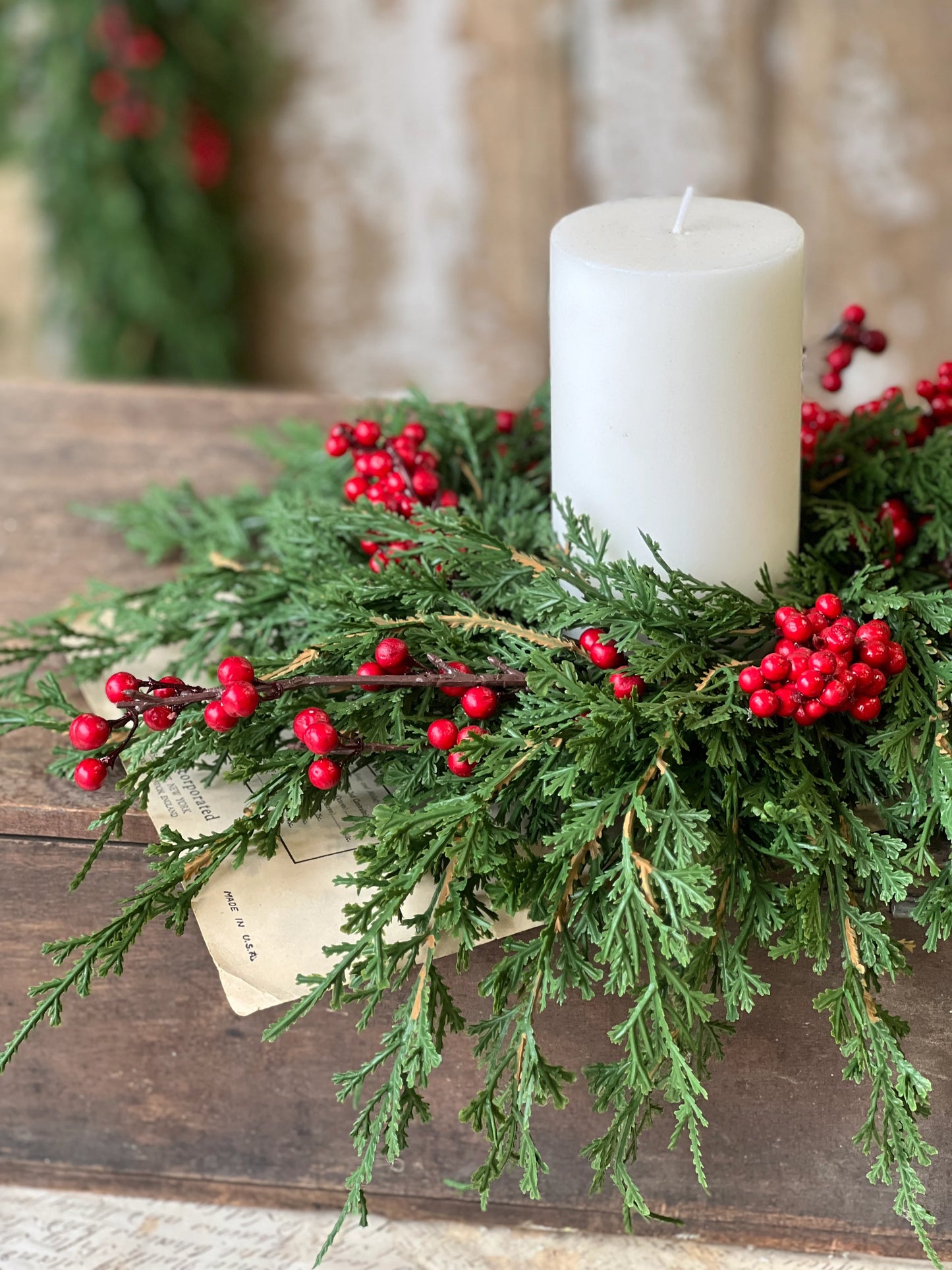 4" Berry Emerald Falls Candle Ring